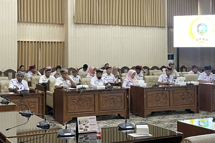 dprd-kabupaten-banyuwangi-godok-penyesuaian-tarif-pajak-hiburan-malam-–-times-banyuwangi
