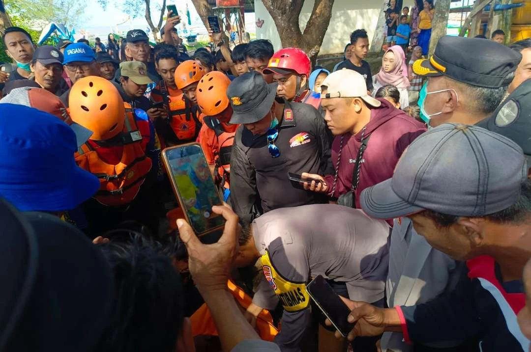 pelajar-banyuwangi-hanyut-di-sungai-badeng-ditemukan-tidak-bernyawa,-25-km-dari-lokasi-hanyut