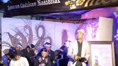 penutupan-pameran-lukisan-nasional-“semerbak-mewangi”di-galery-moses-misdy-ketapang-banyuwangi
