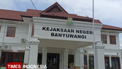 wawancara-di-kejari-banyuwangi-tuai-tanda-tanya,-penanganan-kasus-korupsi-dana-desa-tamansuruh-dipertanyakan-–-times-banyuwangi