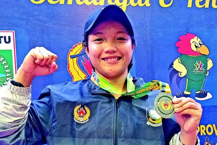 duel-sengit!-gulat-banyuwangi-sumbang-perak-dan-perunggu,-panahan-ikut-tambah-koleksi-medali