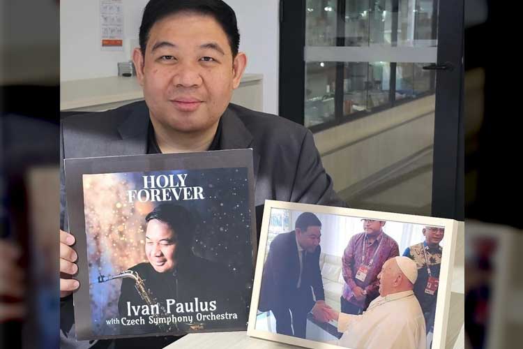 holy-forever,-album-persembahan-ivan-paulus-untuk-mendiang-paus-fransiskus-–-times-banyuwangi