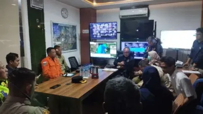 kmp-tunu-pratama-jaya-tenggelam-di-selat-bali-bawa-53-penumpang-dan-12-kru-kapal