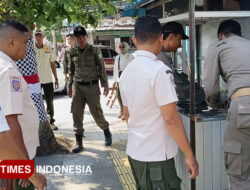 Perbaiki Wajah Kota, Satpol PP Ponorogo Tertibkan Lapak PKL yang Membandel – TIMES Banyuwangi