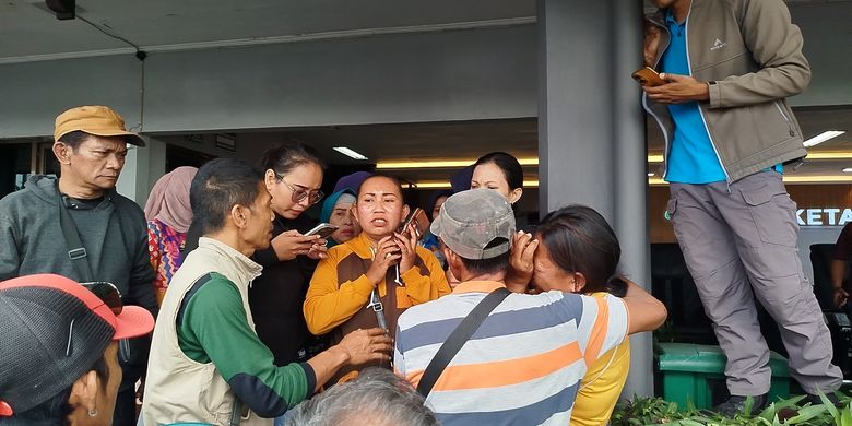update-pencarian-korban-kapal-tenggelam-di-selat-bali,-35-orang-ditemukan-selamat,-4-meninggal