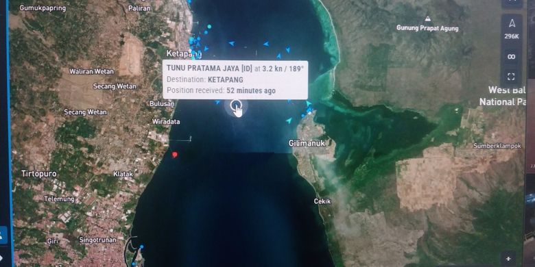 detik-detik-kapal-tenggelam-di-selat-bali,-black-out-lalu-terbalik