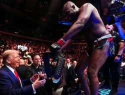 Donald Trump Usulkan Gelar Laga UFC di Gedung Putih untuk Rayakan 250 Tahun Kemerdekaan AS – TIMES Banyuwangi