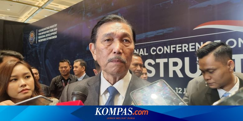 luhut-tinjau-uji-coba-digitalisasi-bansos-di-banyuwangi