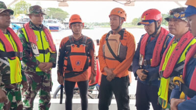 sempat-temukan-matras,-kodim-0825-banyuwangi-turut-susur-pencarian-korban-kmp-tunu-jaya-pratama-–-times-banyuwangi