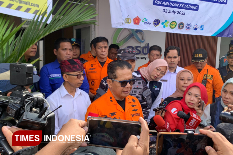korban-kmp-tunu-pratama-jaya-diduga-terjebak-di-bangkai-kapal-–-times-banyuwangi
