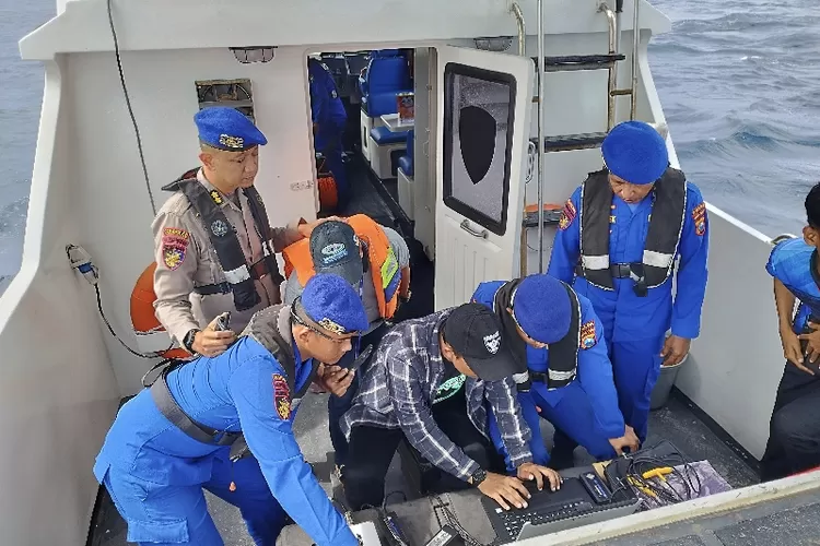 ketemu!-sonar-identifikasi-bangkai-kmp-tunu-pratama-karam-di-kedalaman-50-meter