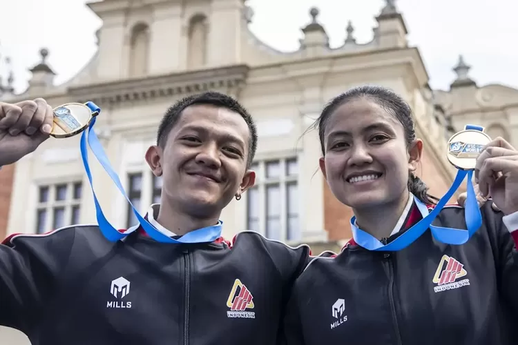 indonesia-berjaya,-desak-made-rita-dan raharjati-nursamsa juarai-piala-dunia-ifsc-krakow-2025