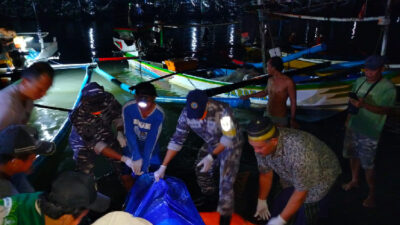 jasad-diduga-korban-tragedi-kmp-tunu-pratama-jaya-muncul-ke-permukaan-di-perairan-muncar-banyuwangi-–-times-banyuwangi
