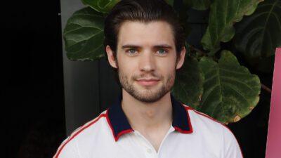 jelang-rilis-superman,-david-corenswet-minta-‘restu’-henry-cavill-–-times-banyuwangi