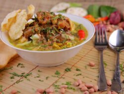 Bocor Langsung dari Warung Legendaris, Ini Resep Rujak Soto Khas Banyuwangi! Garansi Berhasil Sekali Praktek
