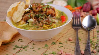 bocor-langsung-dari-warung-legendaris,-ini-resep-rujak-soto-khas-banyuwangi!-garansi-berhasil-sekali-praktek