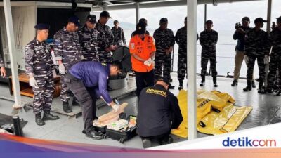 benda-diduga-bangkai-kmp-tunu-pratama-jaya-terdeteksi