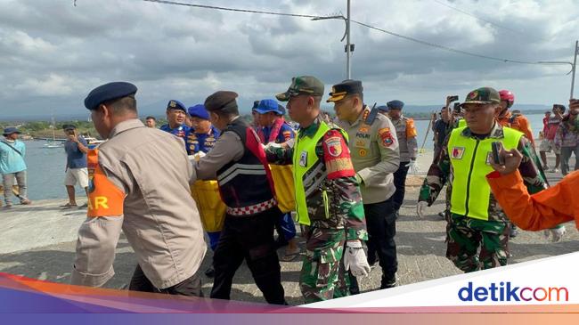 nelayan-temukan-jenazah-diduga-korban-kmp-tunu-pratama-jaya