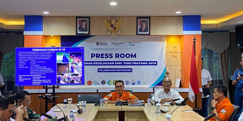 pencarian-korban-kmp-tunu-pratama-jaya-diperpanjang,-bangkai-kapal-akan-diangkat