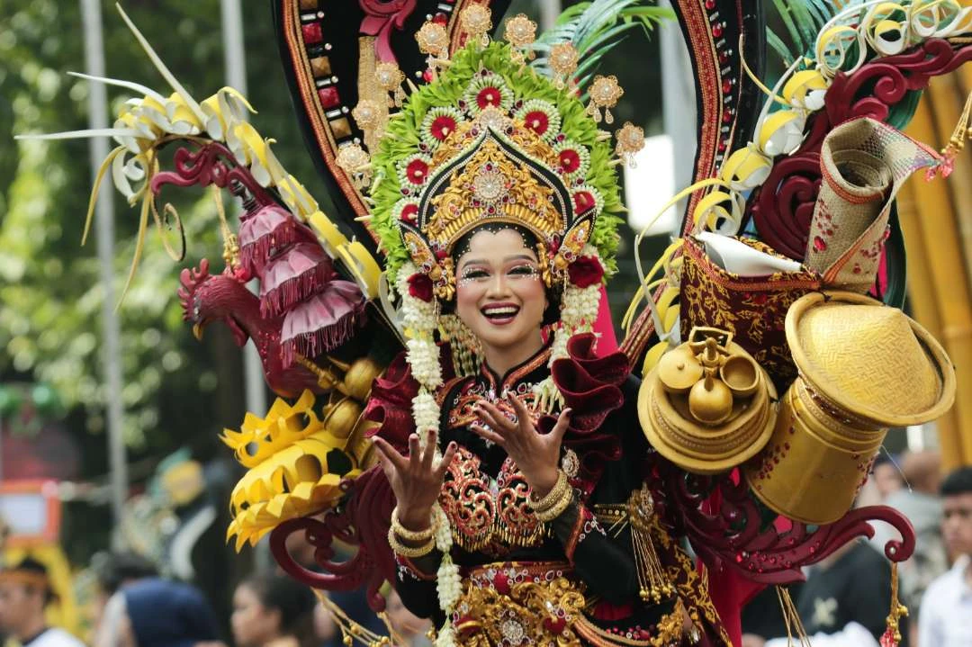 bec-2025-angkat-ritual-suci-suku-using-bertajuk-“ngelukat:-usingnese-traditional-ritual”