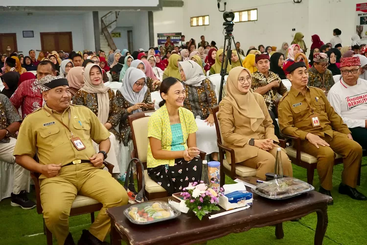 dinas-pendidikan-banyuwangi-dorong-pendidikan-lingkungan-lewat-tpn-xii,-885-guru-dari-seluruh-indonesia-hadir