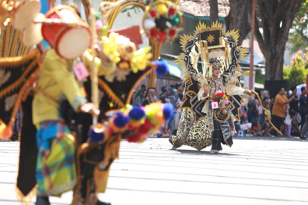 digelar-akhir-pekan-ini,-banyuwangi-ethno-carnival-akan-dihadiri-puteri-indonesia-2025
