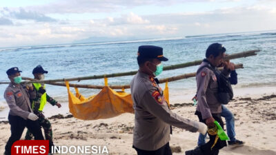 jenazah-diduga-kmp-tunu-pratama-jaya-ditemukan-terdampar-di-pantai-plengkung-banyuwangi-–-times-banyuwangi