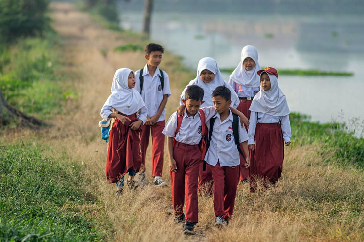 tips-mencari-teman-saat-masuk-sekolah-–-times-banyuwangi