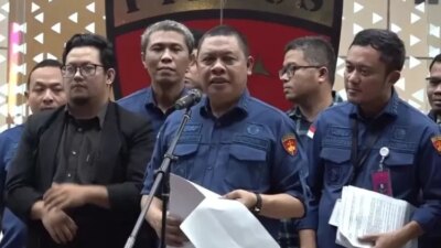 riza-chalid-mangkir-lagi,-kejagung-kejar-buronan-korupsi-minyak-ke-singapura