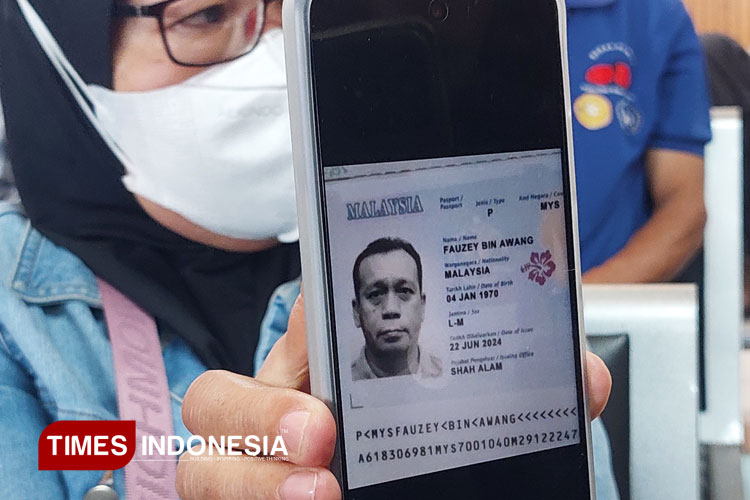 wn-asal-malaysia-korban-dari-tragedi-kmp-tunu-pratama-jaya-dikebumikan-di-banyuwangi-–-times-banyuwangi