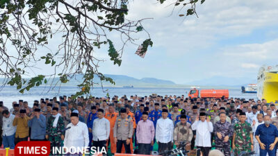 selat-bali-jadi-saksi-seluruh-elemen-di-banyuwangi-langitkan-doa-untuk-korban-kmp-tunu-pratama-jaya-–-times-banyuwangi