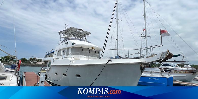 liburan-ke-banyuwangi,-jajal-island-hopping-naik-yacht-mewah