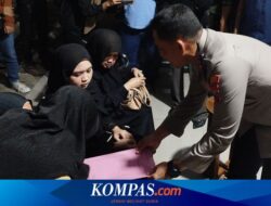 Serah Terima Jenazah Korban KMP Tunu Pratama Jaya Diwarnai Perdebatan