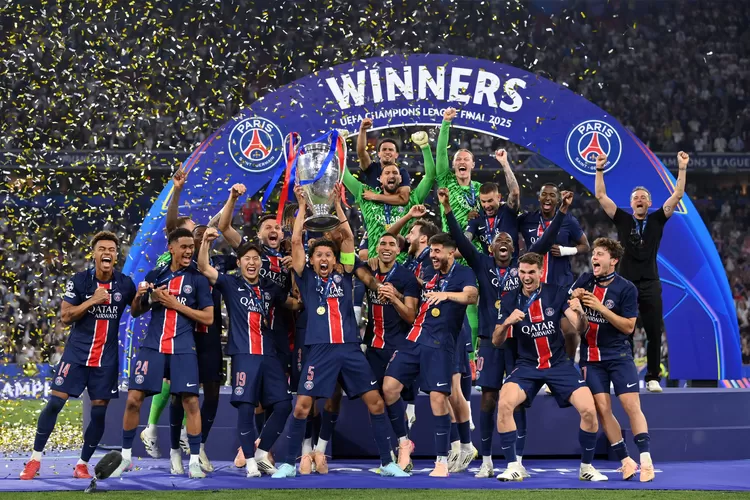 head-to-head-chelsea-vs-psg-final-piala-dunia-antarklub-2025:-les-parsiens-ungguli-the-blues