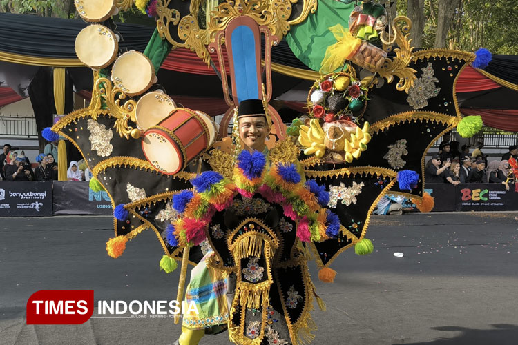 kisah-cinta-tanah-kelahiran:-2-kali-tampil-di-bec,-fahmi-bangga-jadi-bagian-parade-budaya-banyuwangi-–-times-banyuwangi