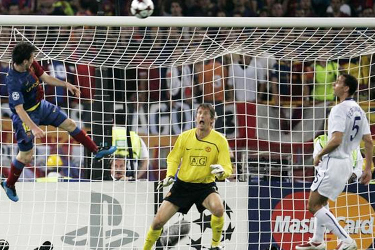 refik-anadol-ubah-gol-legendaris-messi-jadi-karya-seni-ai-canggih-–-times-banyuwangi