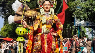 festival-bec-2025-usung-tema-“ngelukat”,-suguhkan-enam-siklus-kehidupan-manusia-lewat-parade-akbar