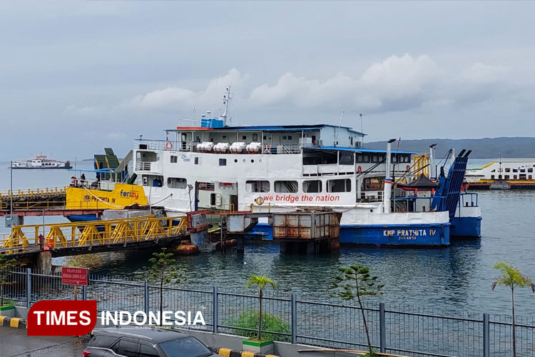 15-kapal-eks-lct-di-pelabuhan-ketapang-banyuwangi-dinyatakan-tidak-layak-layar,-diantaranya-2-kapal-kmp-tunu-pratama-jaya-–-times-banyuwangi