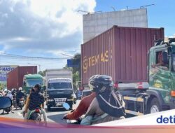 Cerita Penumpang Bus Denpasar-Surabaya 30 Jam Terjebak Macet Ketapang