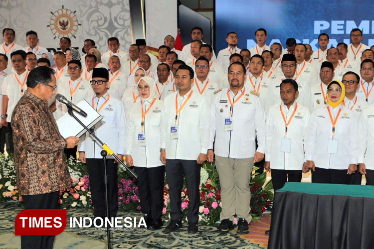 jadi-wakil-ketua-umum-apkasi,-bupati-ipuk-dapat-mandat-kembangkan-pariwisata-daerah-–-times-banyuwangi