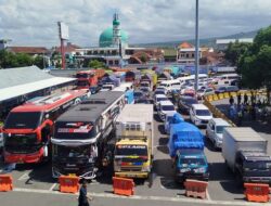 Imbas Inspeksi Pascatenggelamnya KMP Tunu Pratama, 15 Kapal di Pelabuhan Ketapang Dilarang Berlayar Sementara
