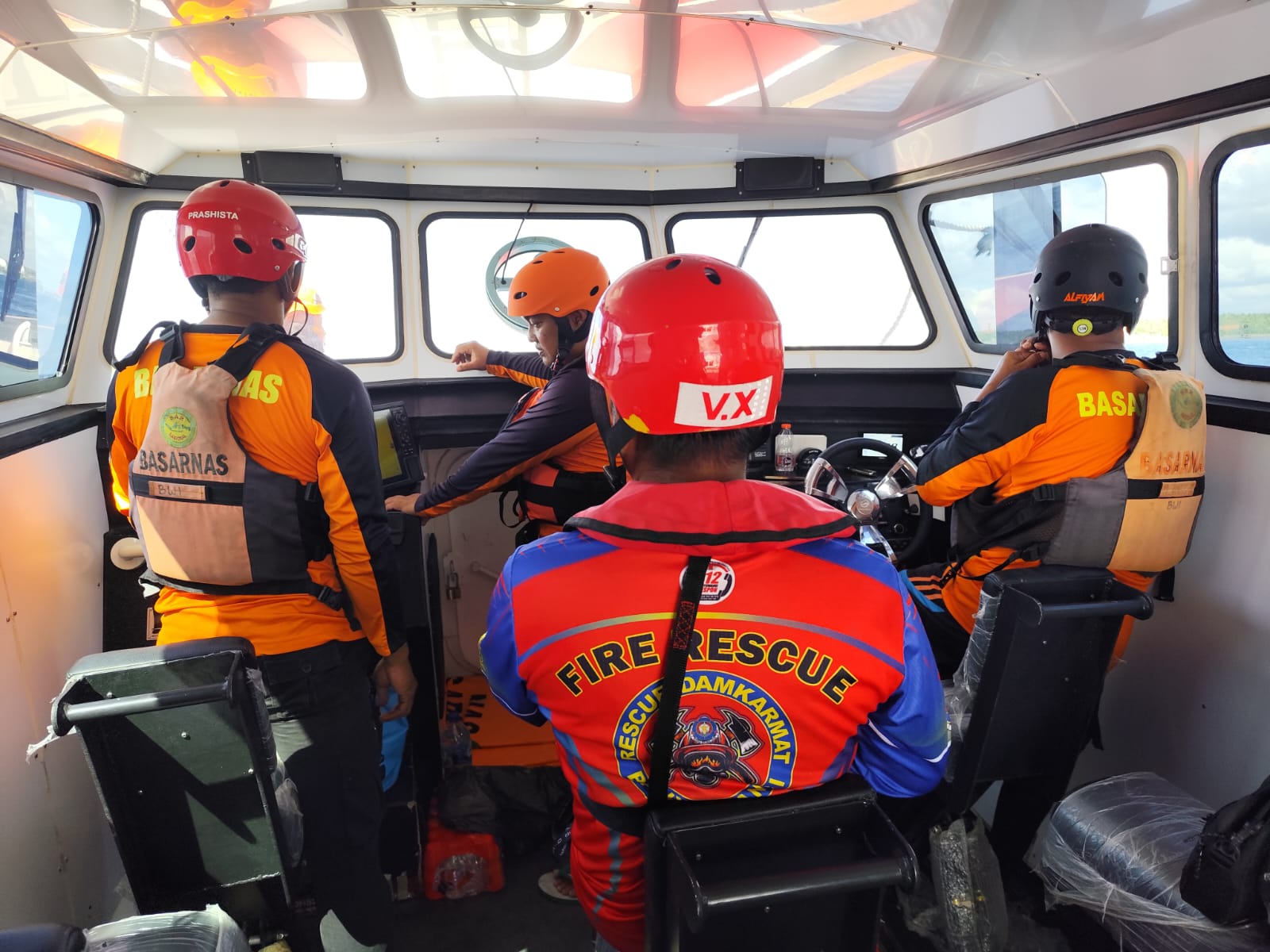 tim-sar-gabungan-lanjutkan-pencarian-di-hari-ke-16-operasi-sar-kmp-tunu-pratama-jaya