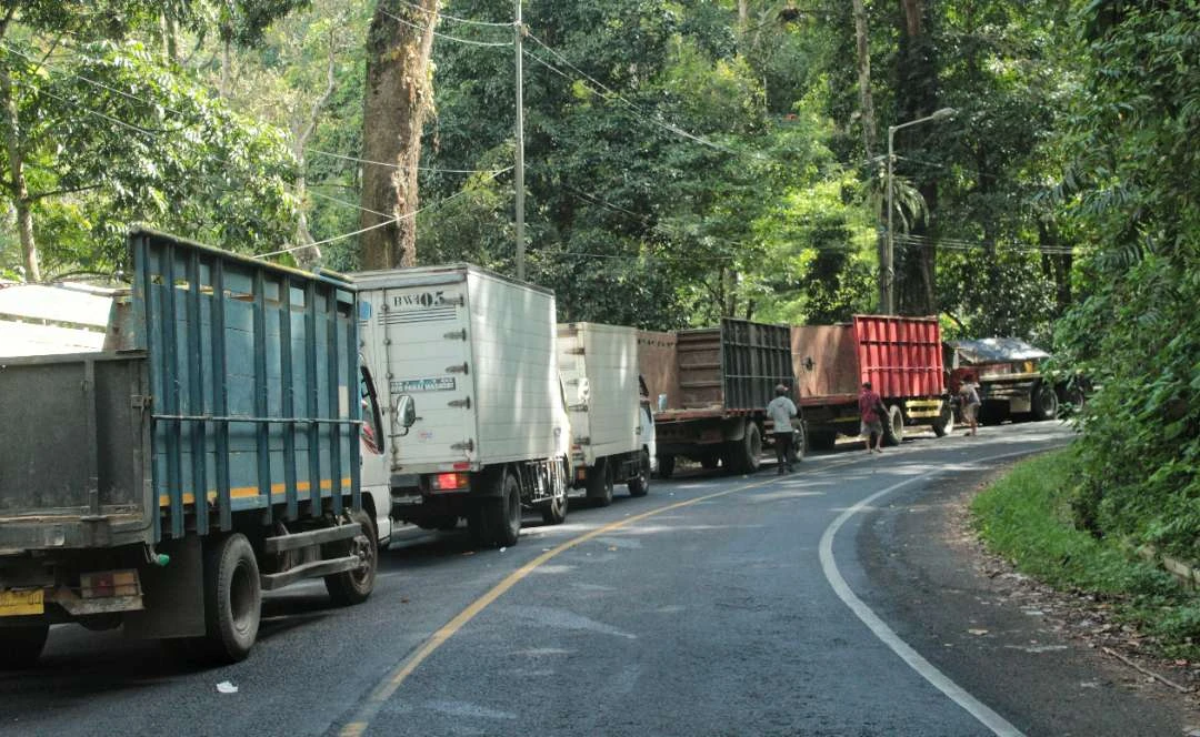 jalur-gumitir-akan-ditutup-2-bulan,-dishub-banyuwangi-koordinasi-rute-bus-dan-kereta-api