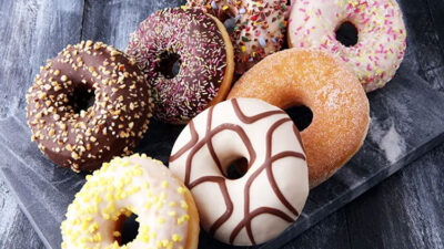 heboh-donat-pinkan-mambo-disebut-mirip-odading-hingga-roti-goreng,-apa-sih-bedanya?-–-times-banyuwangi