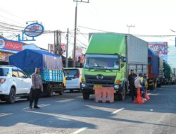 Pelabuhan Ketapang Lumpuh Lagi! Truk Logistik Mengular, Jumlah Kapal Menyusut