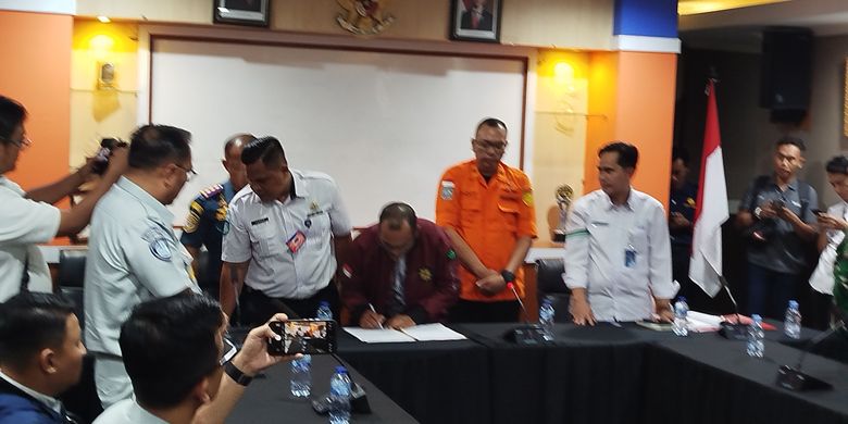 kekacauan-manifes-kmp-tunu-pratama-jaya,-pt-raputra-jaya-bungkam-soal-jumlah-penumpang-sebenarnya