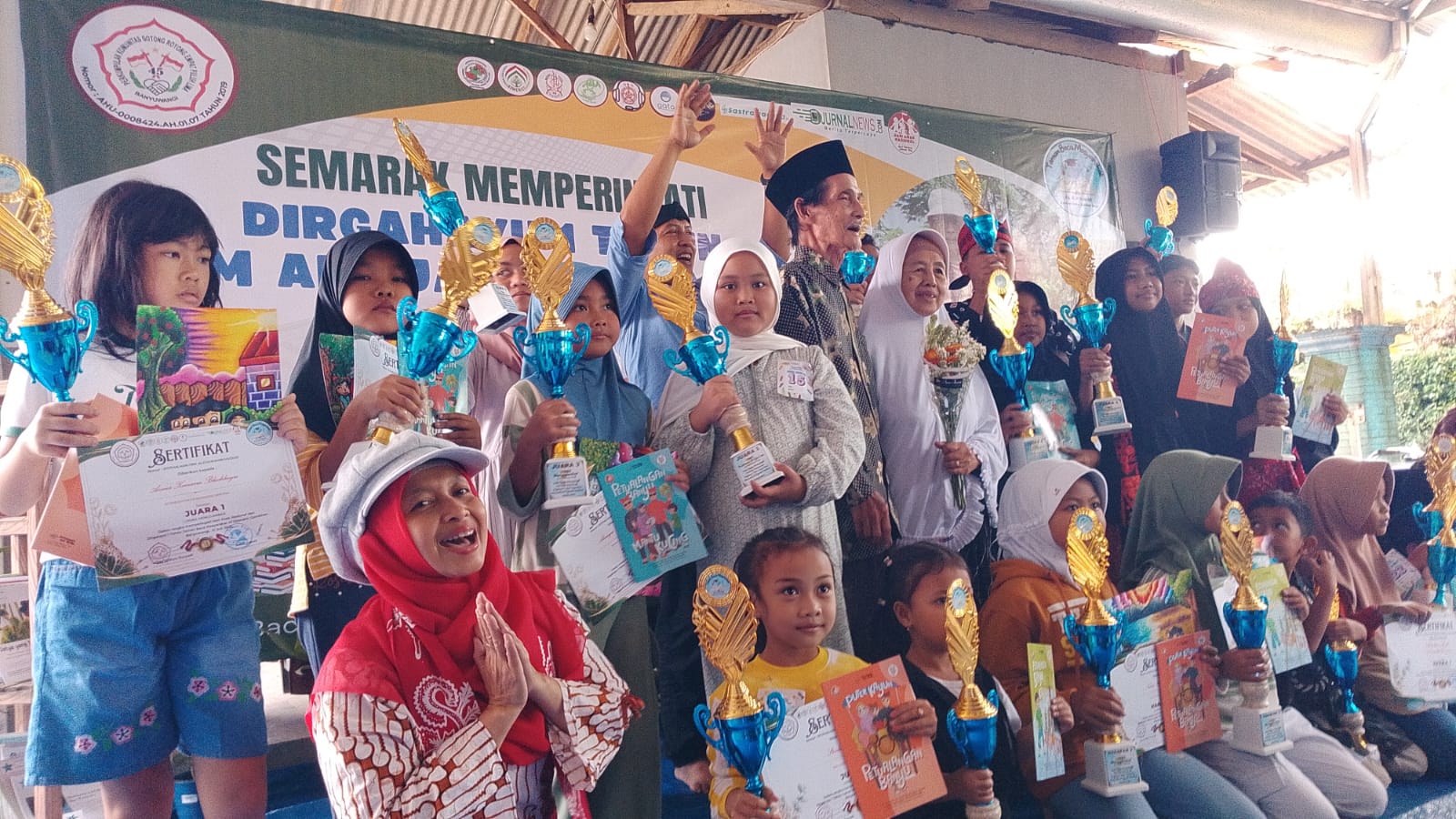 setahun-taman-baca-masyarakat-(tbm)-al-djawahir-sekaligus-menyambut-hari-anak-nasional-digelar-serangkaian-lomba-lomba