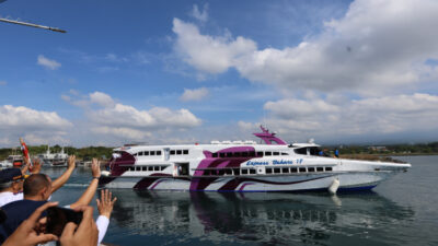 mulai-hari-ini,-kapal-cepat-banyuwangi-denpasar-resmi-beroperasi-–-times-banyuwangi