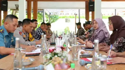 bupati-banyuwangi-minta-jalur-gumitir-tidak-ditutup-total,-sarankan-opsi-buka-tutup