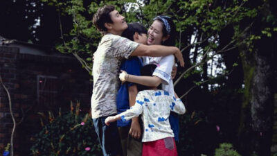 dibintangi-lee-byung-hun-dan-son-ye-jin,-no-other-choice-premier-di-venice-–-times-banyuwangi